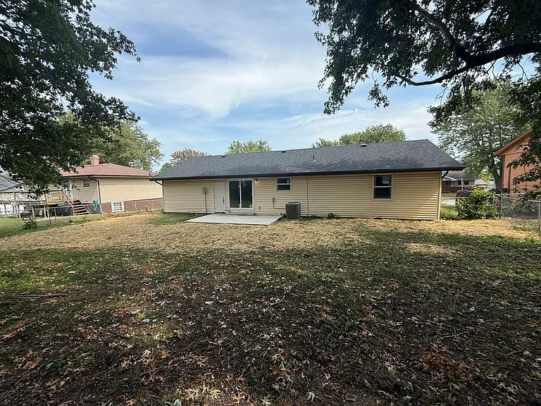 1905 Teal Dr — Photo 13