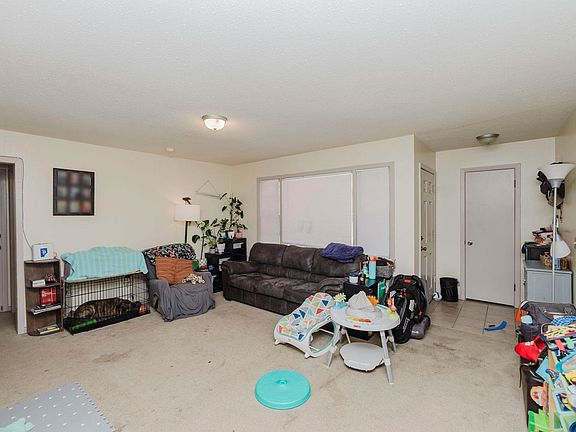 5th image of 2524 W Columbine Ln