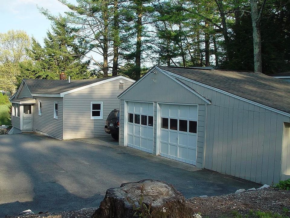 2nd image of 312 Main Street