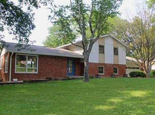 760 Terrace Lake Dr, Columbus, IN 47201