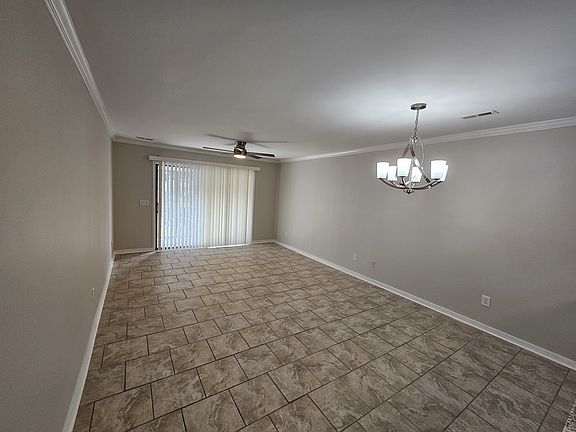 3rd image of 1507 Military Cutoff Rd APT 208