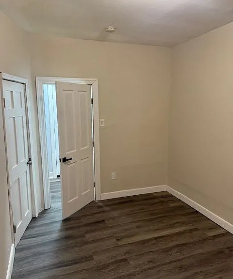 1144 Blake Ave #2 — Photo 12