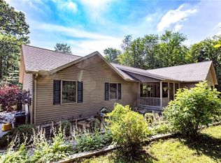 10893 Pettis Rd, Meadville, PA 16335