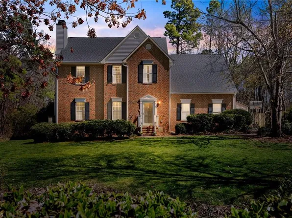 5313 Running Mead Rd, Pleasant Garden, NC 27313