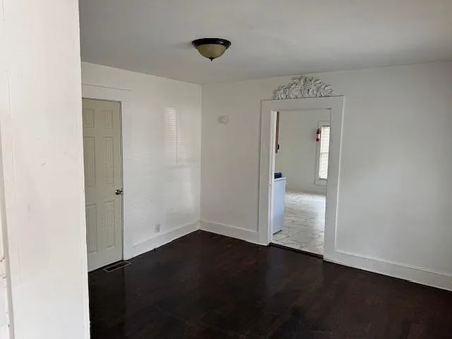 1055 Ebenezer Avenue Ext — Photo 3