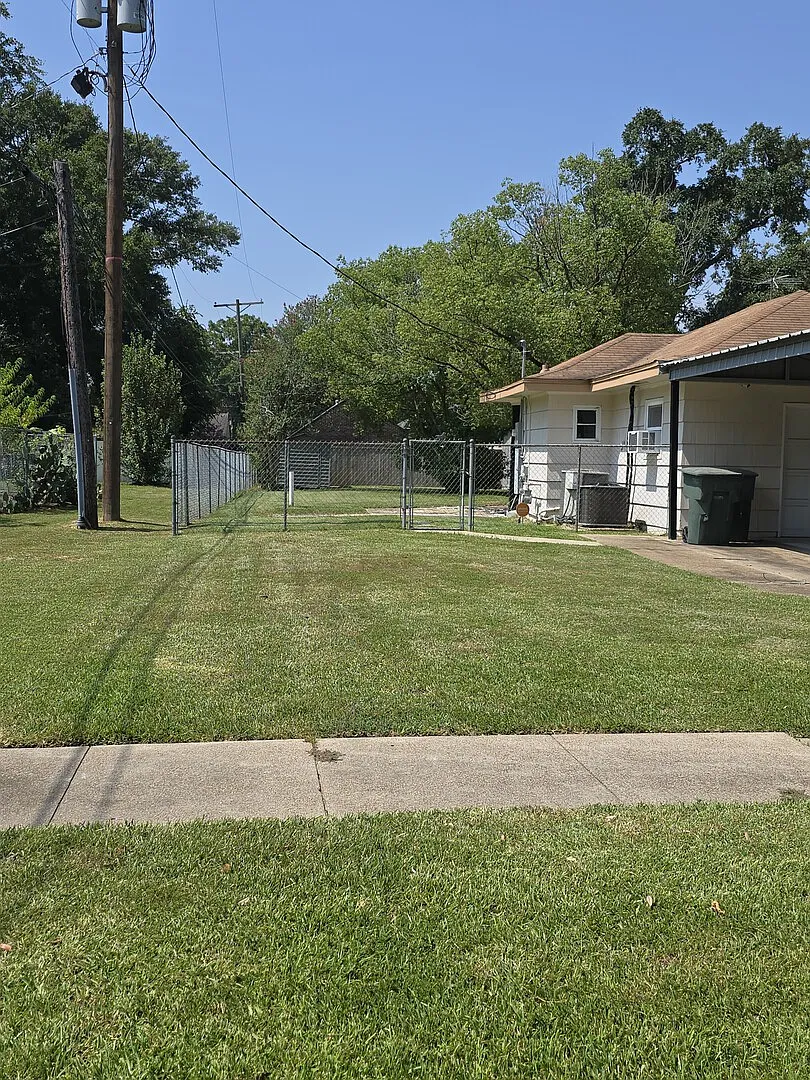 3000 sq ft ranch style home — Photo 3