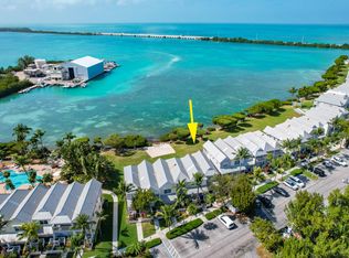 5074 Sunset Village Dr, Duck Key, FL 33050