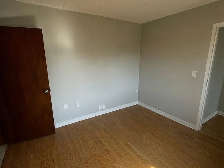 6 Lowell Ter #2 — Photo 17