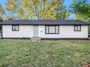 5401 Sycamore Ave, Kansas City, MO 64129