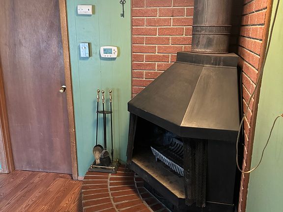 2nd image of 308 N Jefferson St