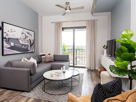 5th image of 1211 S Eaton St #4003