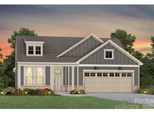 1022 Paddlers Way #136, Belmont, NC 28012