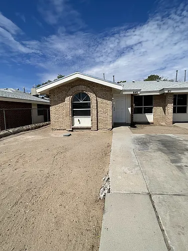 849 Montera Rd #1 Photo 1