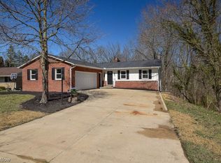 615 Brookpark Dr, Cuyahoga Falls, OH 44223