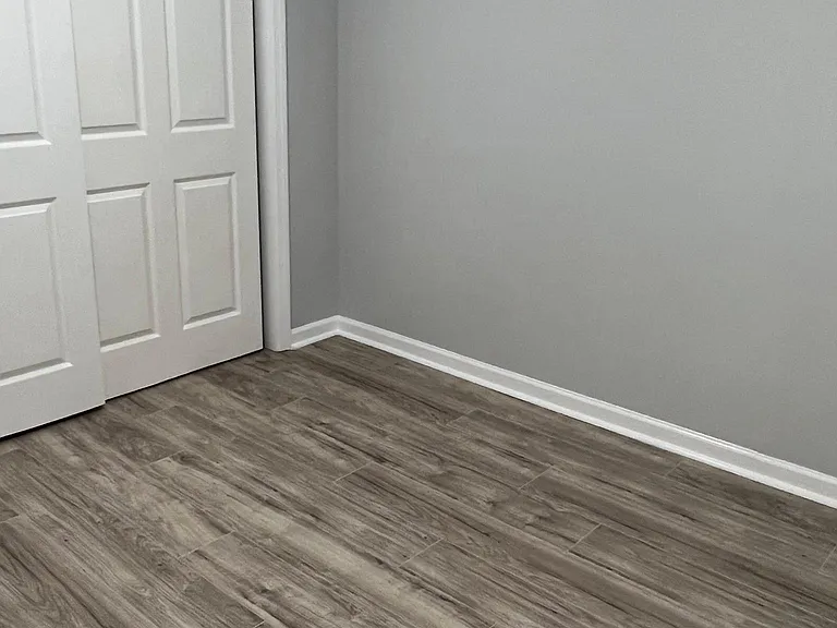 Bedroom (11.5 x 8.5 sq ft)