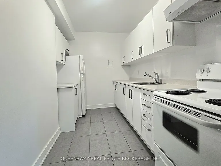755 Avenue Rd #206 — Photo 10