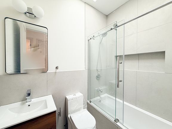 5th image of 2097 Fulton St #1