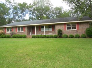 3710 Vanderbilt Dr, Albany, GA 31721