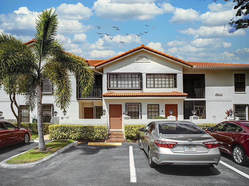 1st image of 9644 Sills Dr E APT 203