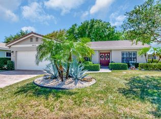 22015 Colony Dr, Boca Raton, FL 33433