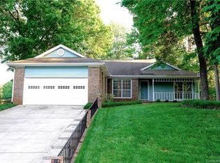 11211 Quiet Wood Ct, Charlotte, NC 28277