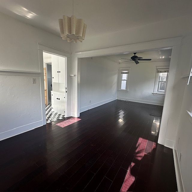 1st image of 652 California Ave APT B