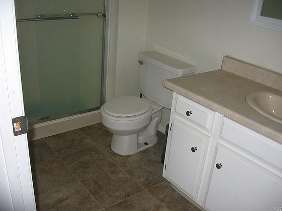 5th image of 2210 Clay St