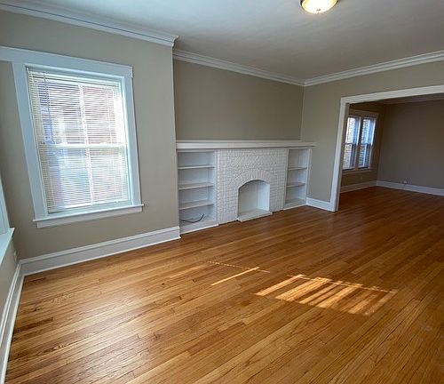 5th image of 3344 N Monticello Ave #2