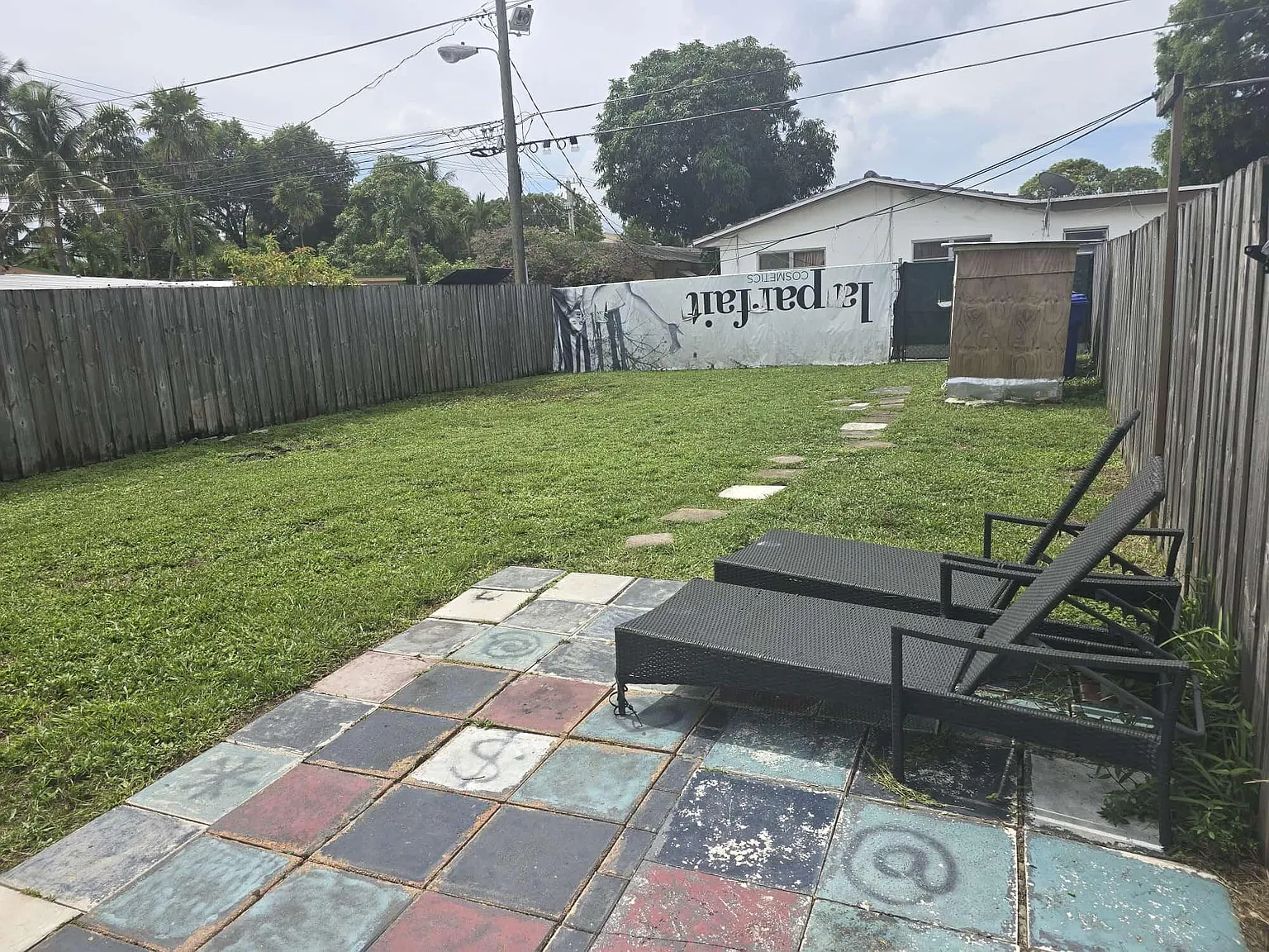 3 bed, 1.0 bath, 1950 sqft, $2,450 — Photo 4