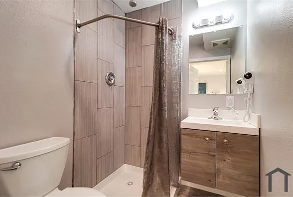 1315 Morena Blvd #22 — Photo 10
