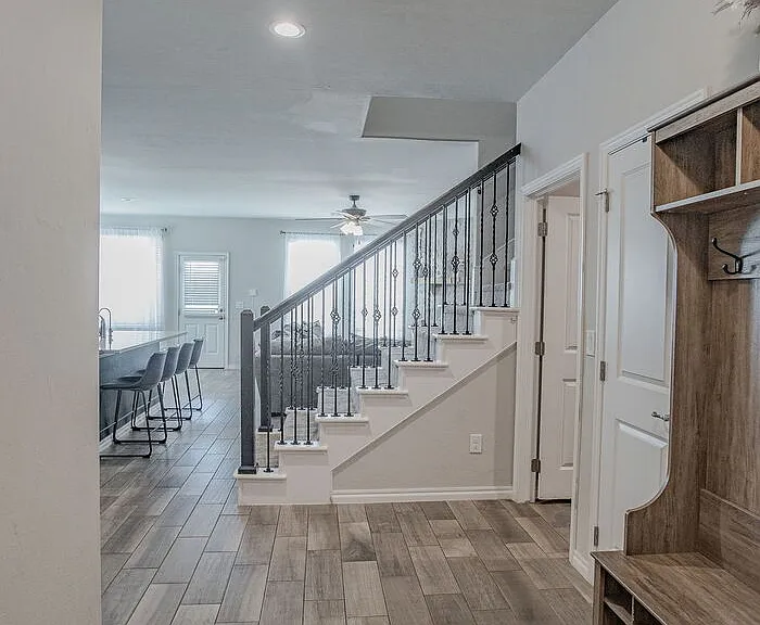 2501 Caden Ct — Photo 28