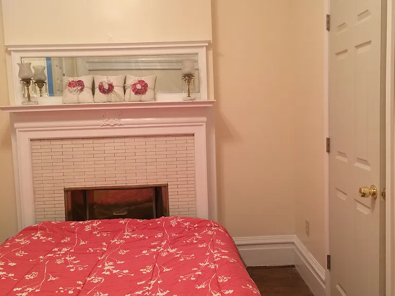 210 E End Ave #1A — Photo 8