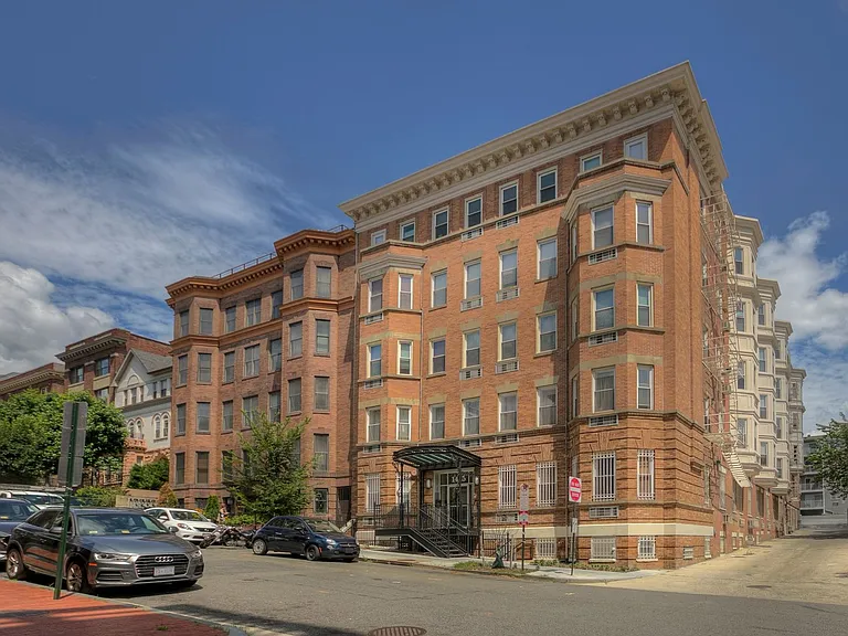 1415 Chapin St NW #306 — Photo 28