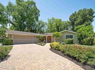 1035 Windsor Dr, Lafayette, CA 94549