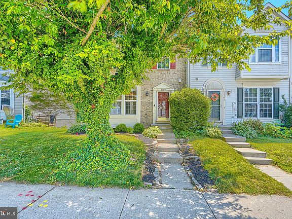 2nd image of 2169 Sewanee Dr