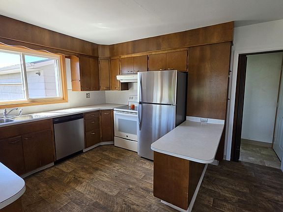 3rd image of 14105 88th St NW