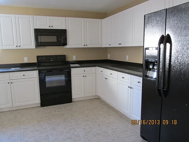 17515 Sandgate Ct — Photo 9