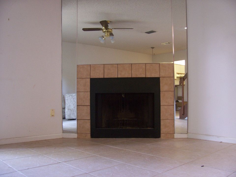 2nd image of 1571 Stone Rd APT 12B