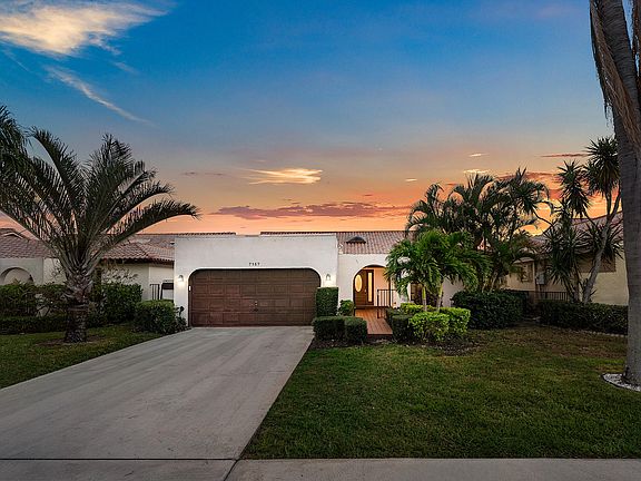 4th image of 7587 Solimar Circle