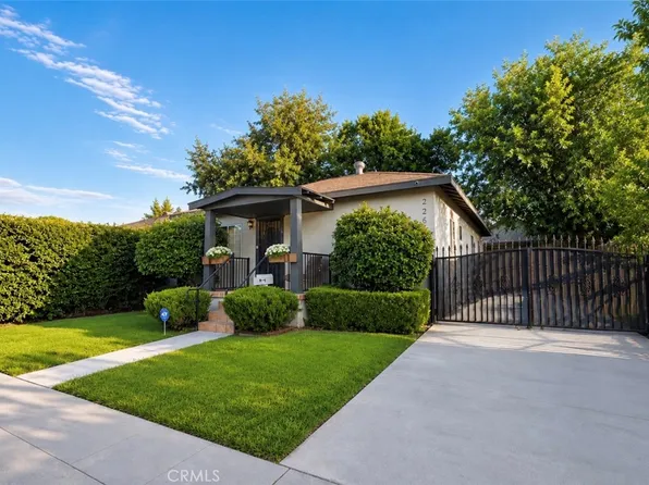 220 W Kendall St, Corona, CA 92882