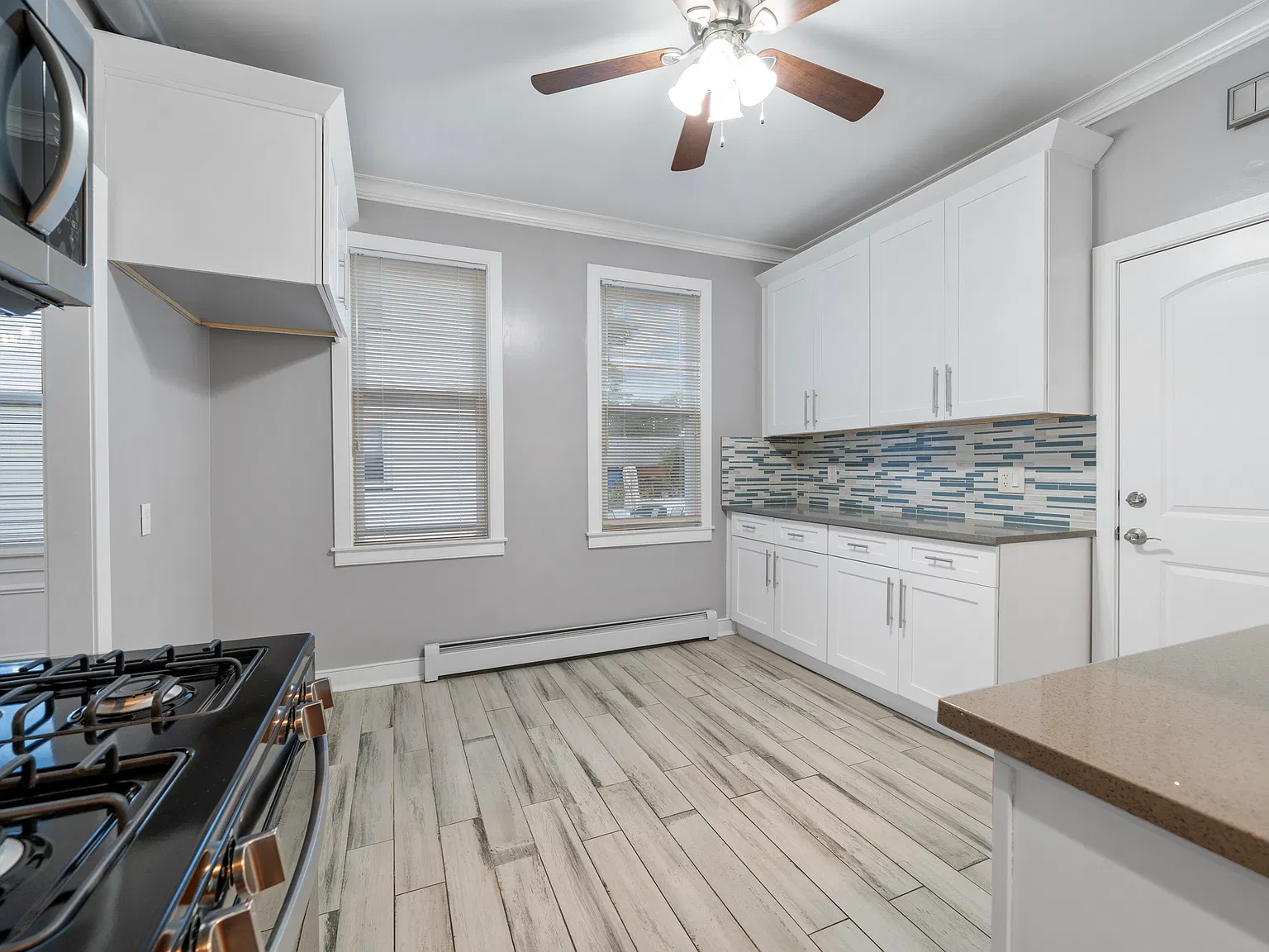 2 bed, $2,500 — Photo 2