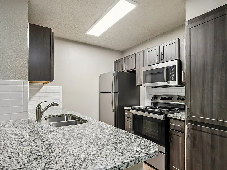 Chappell Hill Apartments — Photo 39
