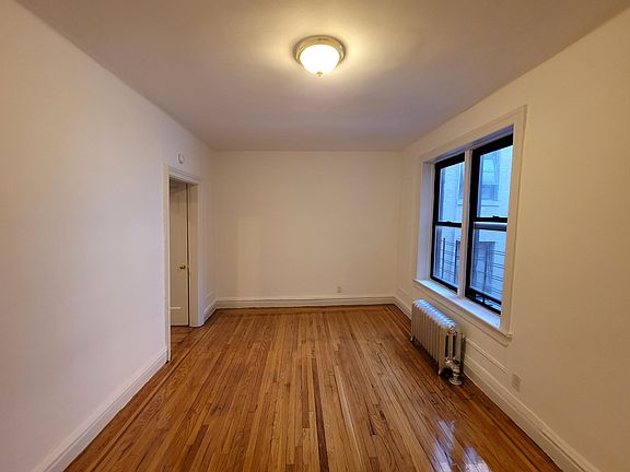 2nd image of 543 Union Ave APT 3A