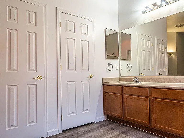 8230 W Calle Sancho Panza — Photo 12