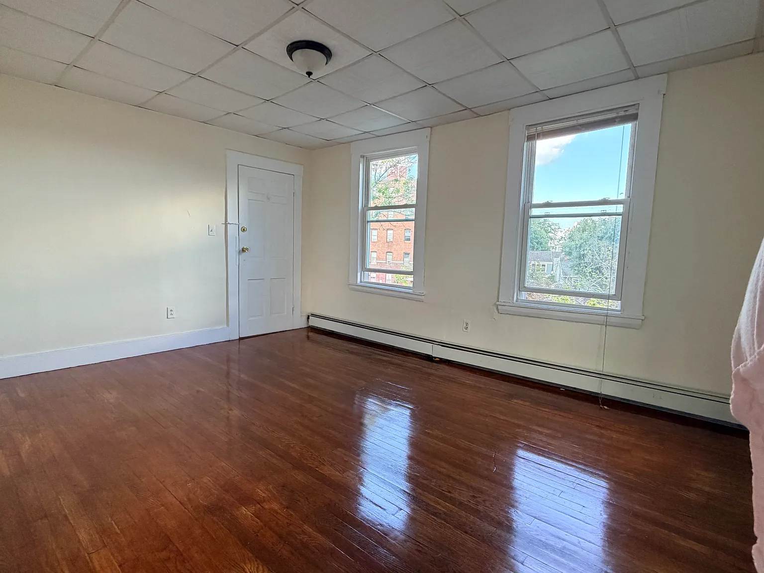 2 bed, 825 sqft, $2,975 — Photo 4