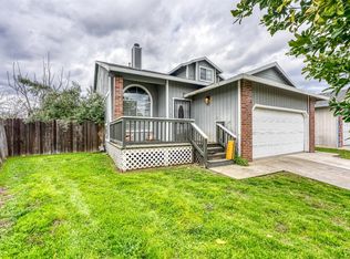 121 Creekside Cir, Sacramento, CA