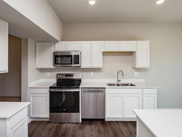 6129 Tungsten Dr — Photo 11