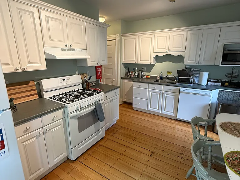 155 College Ave #2 — Photo 12