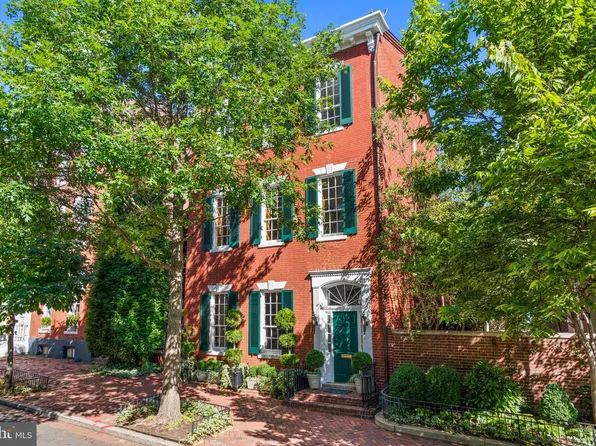 3307 N St NW, Washington, DC 20007