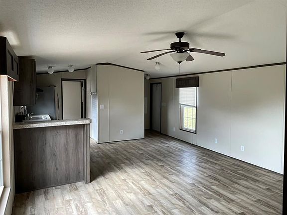 3rd image of 131 Country Oaks St Lot 8